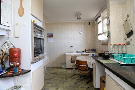 Apartamento à venda com 160m², 3 quartos e 3 vagasCozinha