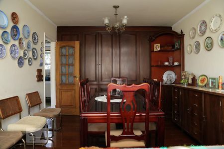 Apartamento à venda com 160m², 3 quartos e 3 vagasSala