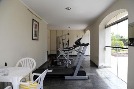 Apartamento à venda com 160m², 3 quartos e 3 vagasÁrea comum - Academia