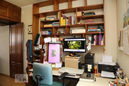 Apartamento à venda com 160m², 3 quartos e 3 vagasEscritório