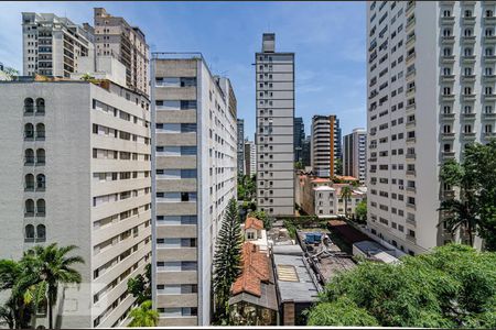 Apartamento para alugar com 175m², 3 quartos e 1 vaga Apartamento para alugar com 175m², 3 quartos e 1 vagaVista