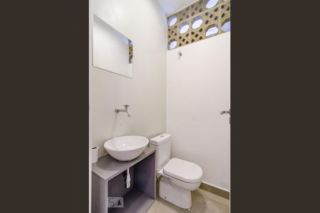 Apartamento para alugar com 175m², 3 quartos e 1 vaga Apartamento para alugar com 175m², 3 quartos e 1 vagaLavabo