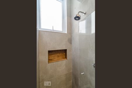 Apartamento para alugar com 175m², 3 quartos e 1 vaga Apartamento para alugar com 175m², 3 quartos e 1 vagaBanheiro da suíte