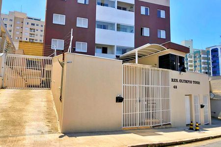 Apartamento para alugar com 53m², 2 quartos e 1 vaga Apartamento para alugar com 53m², 2 quartos e 1 vagaFachada