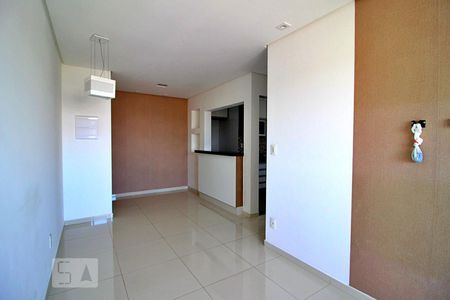 Sala de apartamento para alugar com 2 quartos, 53m² em Vila Alpina, Santo André