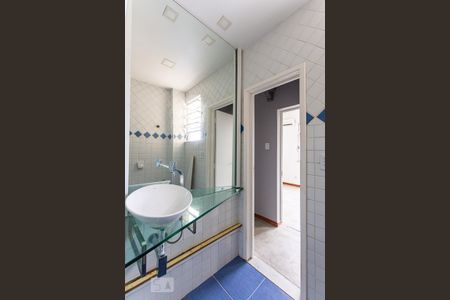Apartamento à venda com 54m², 2 quartos e sem vaga Apartamento à venda com 54m², 2 quartos e sem vagaBanheiro