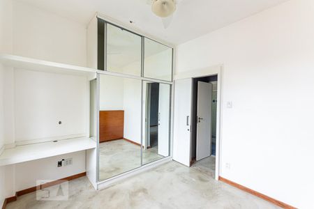 Quarto 1 de apartamento à venda com 2 quartos, 54m² em Centro, Niterói