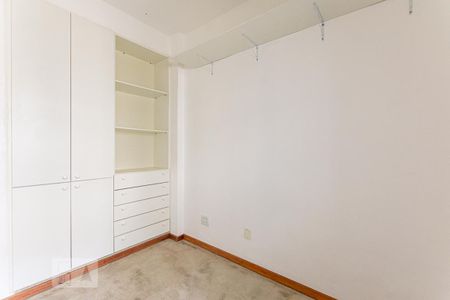 Quarto 2 de apartamento à venda com 2 quartos, 54m² em Centro, Niterói