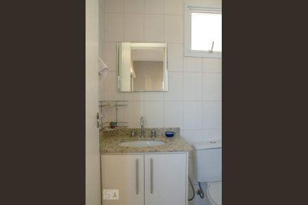 Banheiro da Suíte 1 de apartamento para alugar com 2 quartos, 65m² em Barra Funda, São Paulo