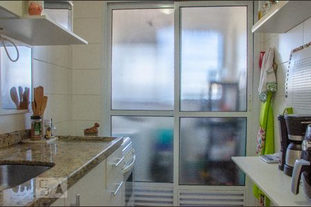 Cozinha de apartamento para alugar com 2 quartos, 65m² em Barra Funda, São Paulo