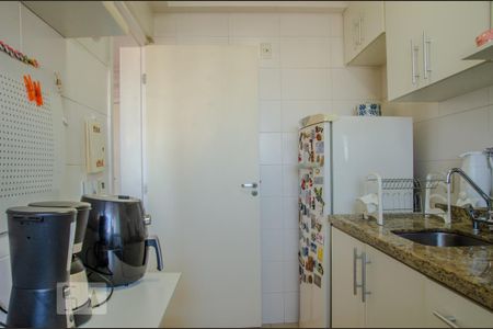Apartamento para alugar com 65m², 2 quartos e 1 vaga Apartamento para alugar com 65m², 2 quartos e 1 vagaCozinha