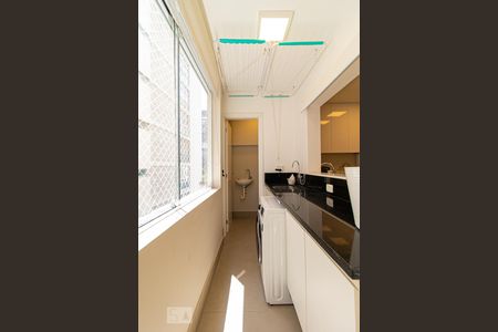 Apartamento para alugar com 144m², 3 quartos e sem vagaÁrea de Serviço