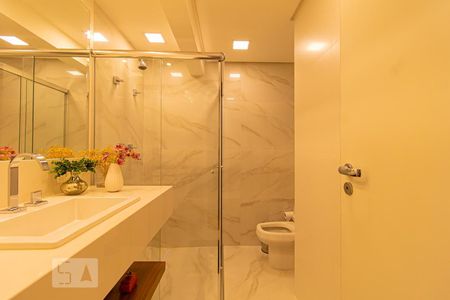 Apartamento para alugar com 144m², 3 quartos e sem vagaBanheiro Social 1