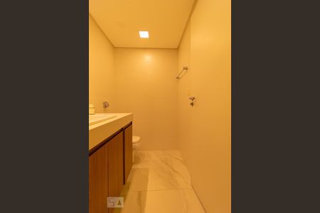 Apartamento para alugar com 144m², 3 quartos e sem vagaBanheiro Social 2