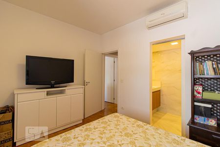 Apartamento para alugar com 144m², 3 quartos e sem vagaSuíte