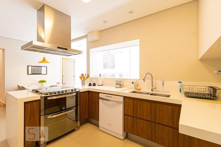 Apartamento para alugar com 144m², 3 quartos e sem vagaCozinha