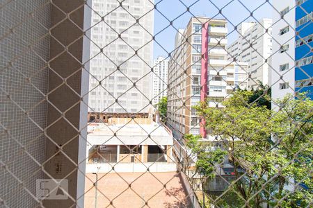 Apartamento para alugar com 144m², 3 quartos e sem vagaVista