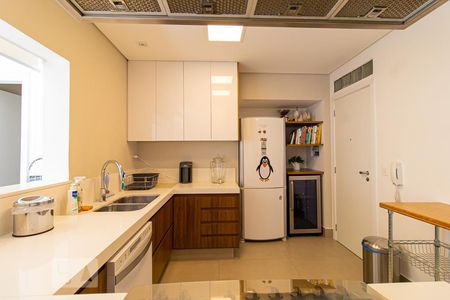 Apartamento para alugar com 144m², 3 quartos e sem vagaCozinha