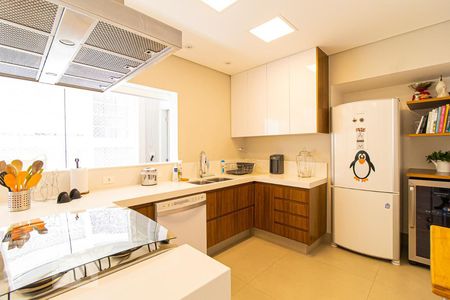 Apartamento para alugar com 144m², 3 quartos e sem vagaCozinha