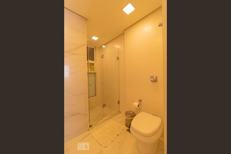 Apartamento para alugar com 144m², 3 quartos e sem vagaBanheiro da Suíte