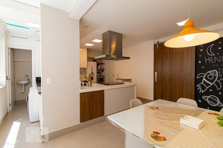 Apartamento para alugar com 144m², 3 quartos e sem vagaCozinha