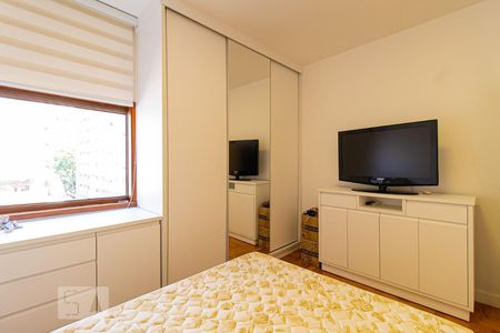 Apartamento para alugar com 144m², 3 quartos e sem vagaSuíte