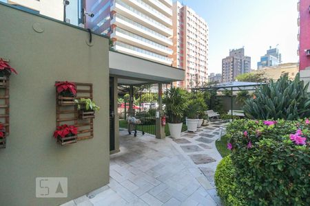 Apartamento à venda com 85m², 2 quartos e 1 vagaPortaria