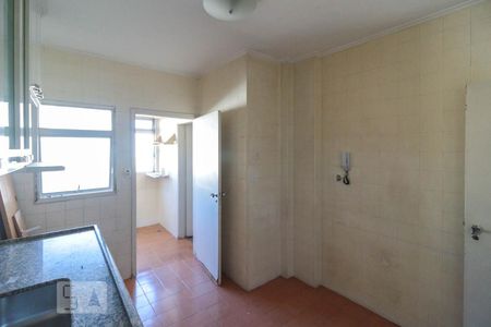 Apartamento à venda com 85m², 2 quartos e 1 vagaCozinha