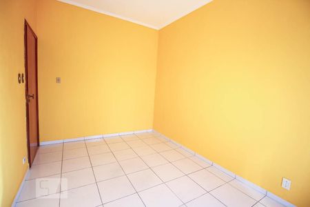 Casa à venda com 250m², 4 quartos e 4 vagas Casa à venda com 250m², 4 quartos e 4 vagasQuarto 4