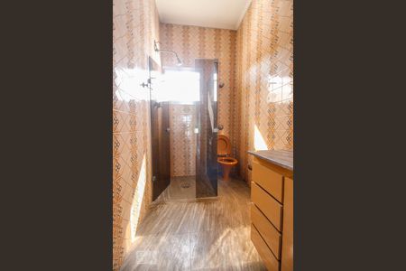 Casa à venda com 250m², 4 quartos e 4 vagas Casa à venda com 250m², 4 quartos e 4 vagasBanheiro 2