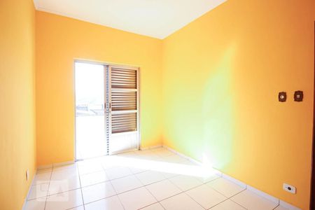 Casa à venda com 250m², 4 quartos e 4 vagas Casa à venda com 250m², 4 quartos e 4 vagasQuarto 4