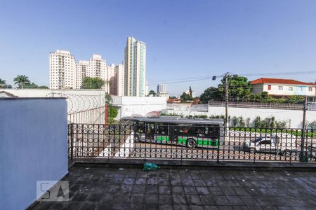 Casa à venda com 250m², 4 quartos e 4 vagas Casa à venda com 250m², 4 quartos e 4 vagasVista