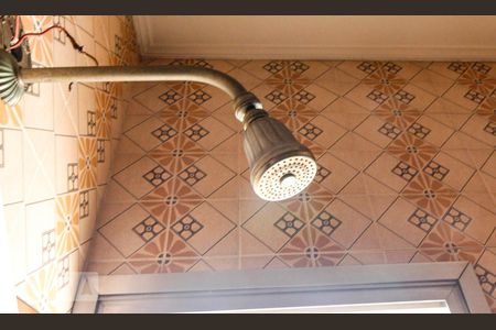 Casa à venda com 250m², 4 quartos e 4 vagas Casa à venda com 250m², 4 quartos e 4 vagasBanheiro 2