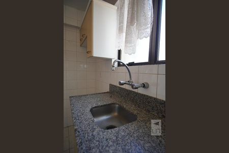 Apartamento para alugar com 72m², 2 quartos e 2 vagasCozinha