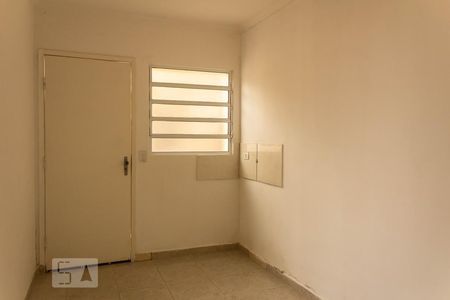 Sala de casa para alugar com 1 quarto, 60m² em Vila Marari, São Paulo
