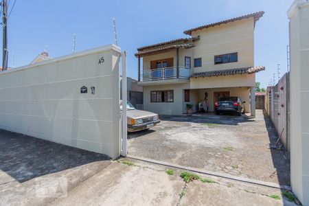 Casa à venda com 240m², 3 quartos e 6 vagas Casa à venda com 240m², 3 quartos e 6 vagasFachada do Prédio