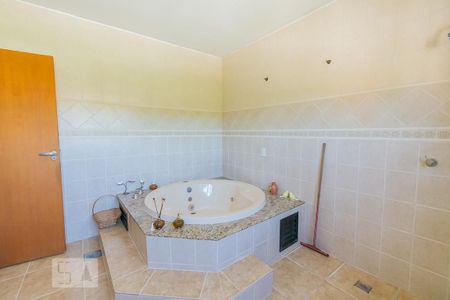 Casa à venda com 240m², 3 quartos e 6 vagas Casa à venda com 240m², 3 quartos e 6 vagasBanheiro da Suíte 2