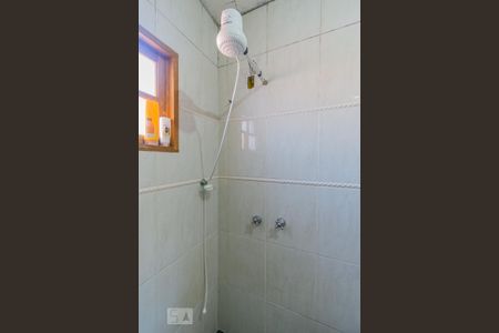 Casa à venda com 240m², 3 quartos e 6 vagas Casa à venda com 240m², 3 quartos e 6 vagasBanheiro Social