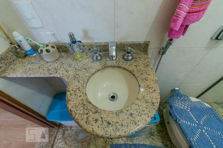 Casa à venda com 240m², 3 quartos e 6 vagas Casa à venda com 240m², 3 quartos e 6 vagasBanheiro da Suíte 1