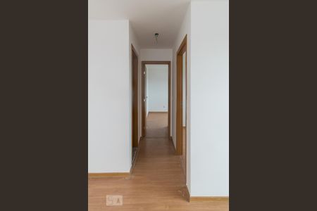 Sala - Corredor de apartamento para alugar com 2 quartos, 52m² em Bonsucesso, Rio de Janeiro