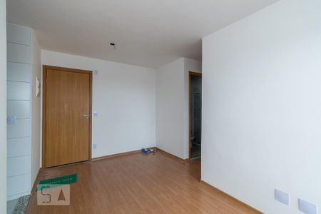 Sala de apartamento para alugar com 2 quartos, 52m² em Bonsucesso, Rio de Janeiro