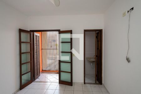 Casa à venda com 106m², 3 quartos e 2 vagasSuíte