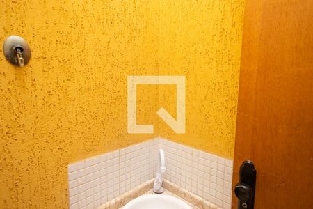 Casa à venda com 106m², 3 quartos e 2 vagasLavabo