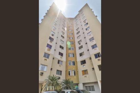 Apartamento para alugar com 65m², 2 quartos e 1 vagaFachada