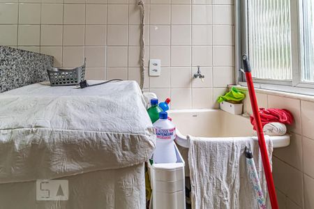 Apartamento para alugar com 65m², 2 quartos e 1 vagaÁrea de Serviço