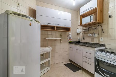 Apartamento para alugar com 65m², 2 quartos e 1 vagaCozinha