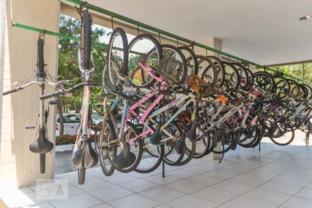 Apartamento para alugar com 65m², 2 quartos e 1 vagaBicicletário