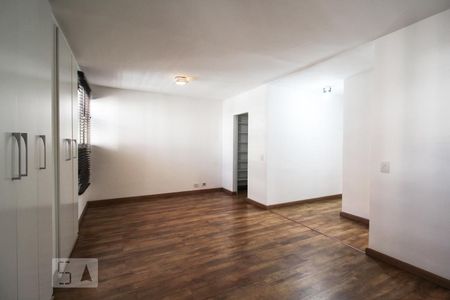 Quarto 1  de apartamento para alugar com 2 quartos, 150m² em Vila Uberabinha, São Paulo