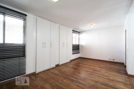 Quarto 1  de apartamento para alugar com 2 quartos, 150m² em Vila Uberabinha, São Paulo