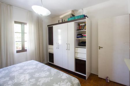 Casa à venda com 192m², 3 quartos e 2 vagasQuarto 2